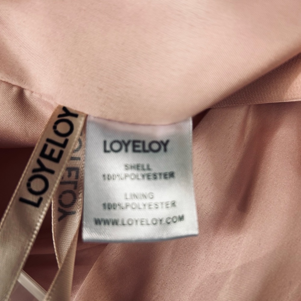 Floor-length, Short Sleeves, back corset 
Built-In Bra: Yes